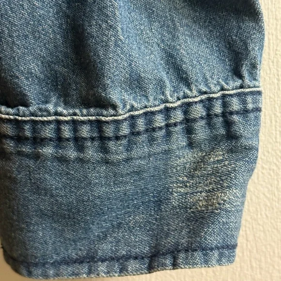 Miley Cyrus & Max Azria Blue Shirt - Picture 8 of 9